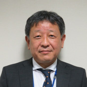 広島市水道局次長兼技術部長（水道技術管理者）松岡　俊典　様